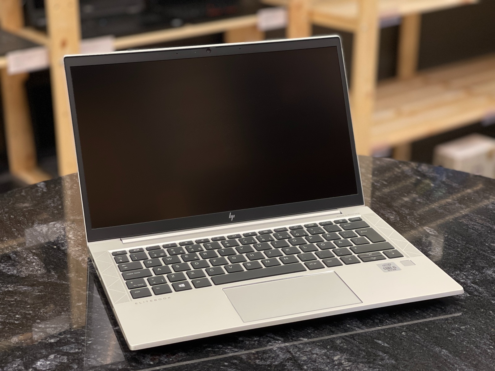 HP EliteBook 830 G7