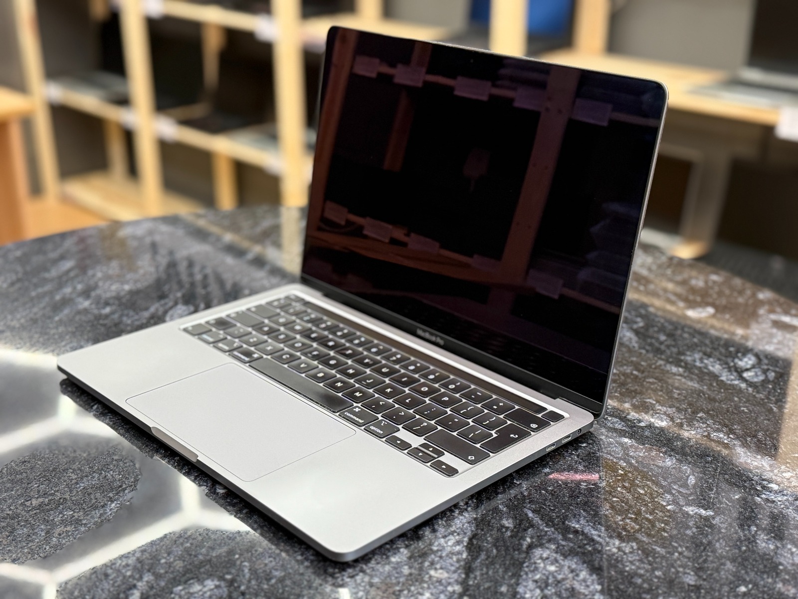 Apple MacBook Pro A2251 (2020)