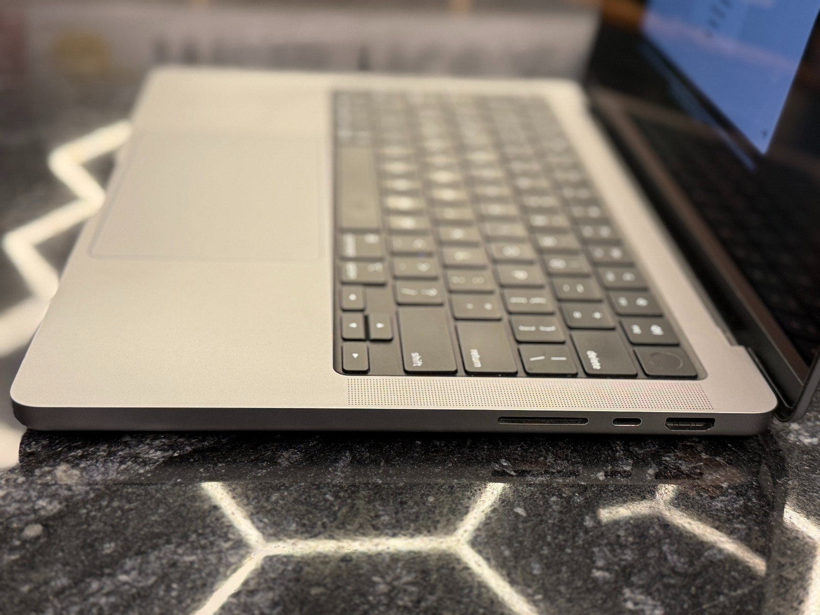 Apple MacBook Pro A2442 14" (2021) Space Gray — фото 2