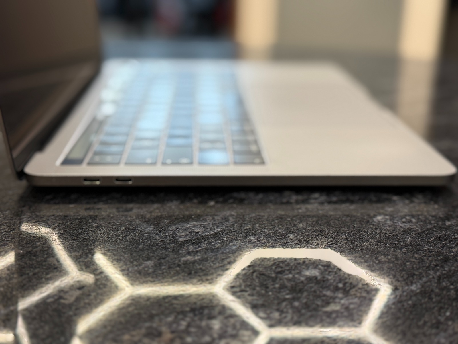 Apple MacBook Pro A1989 13" (2019) — фото 3