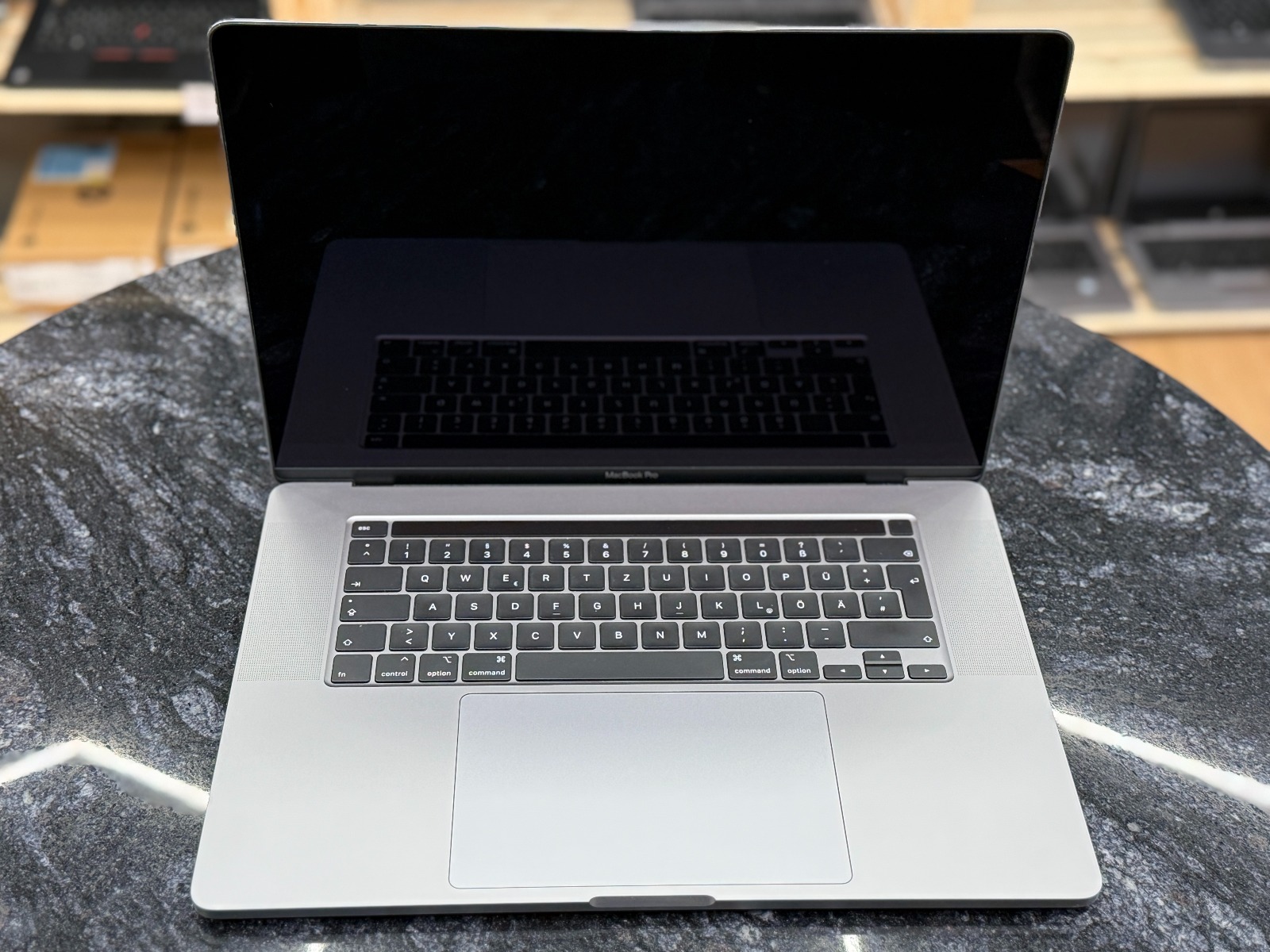 MacBook Pro A2141 16"(2019) — фото 4