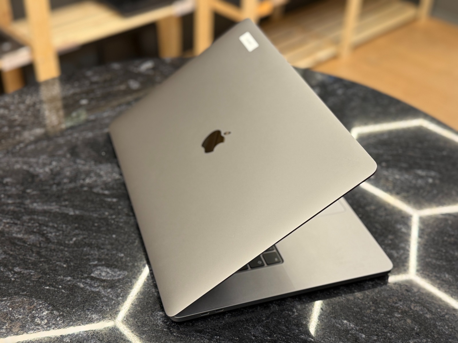 MacBook Pro A2141 16"(2019) — фото 5