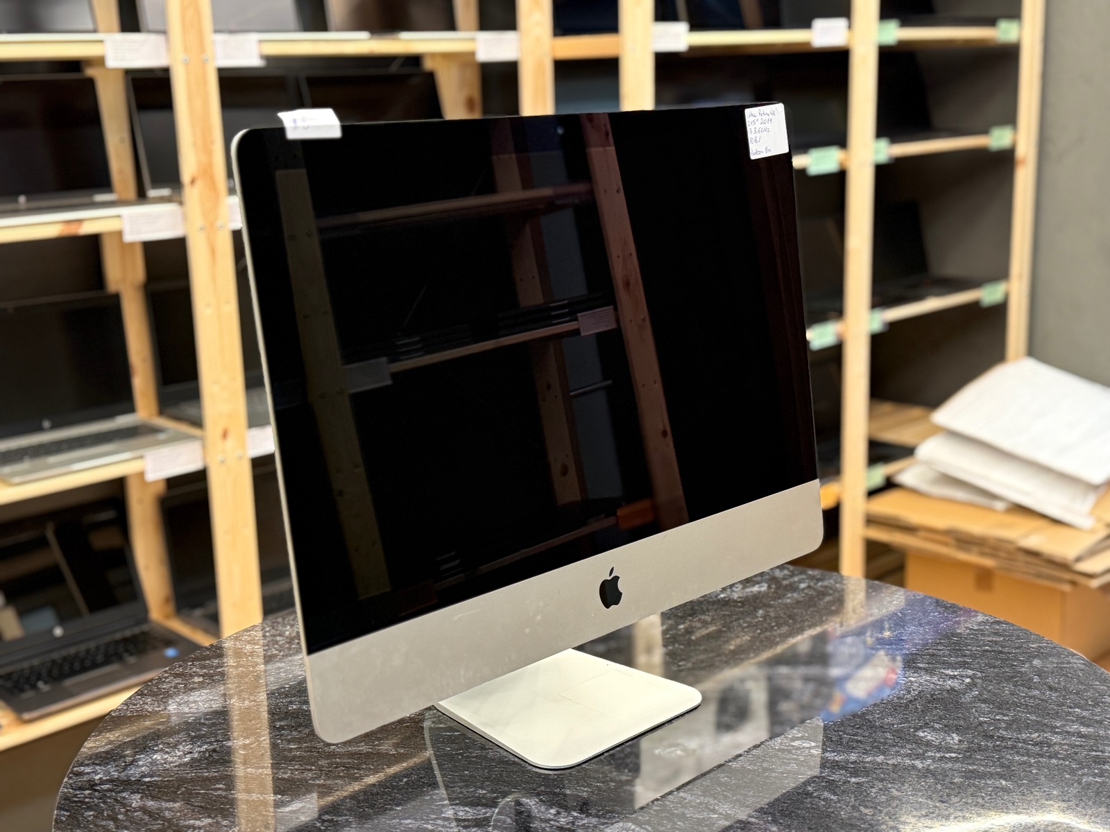 iMac 21.5" PRO 4K (2019)  — фото 1