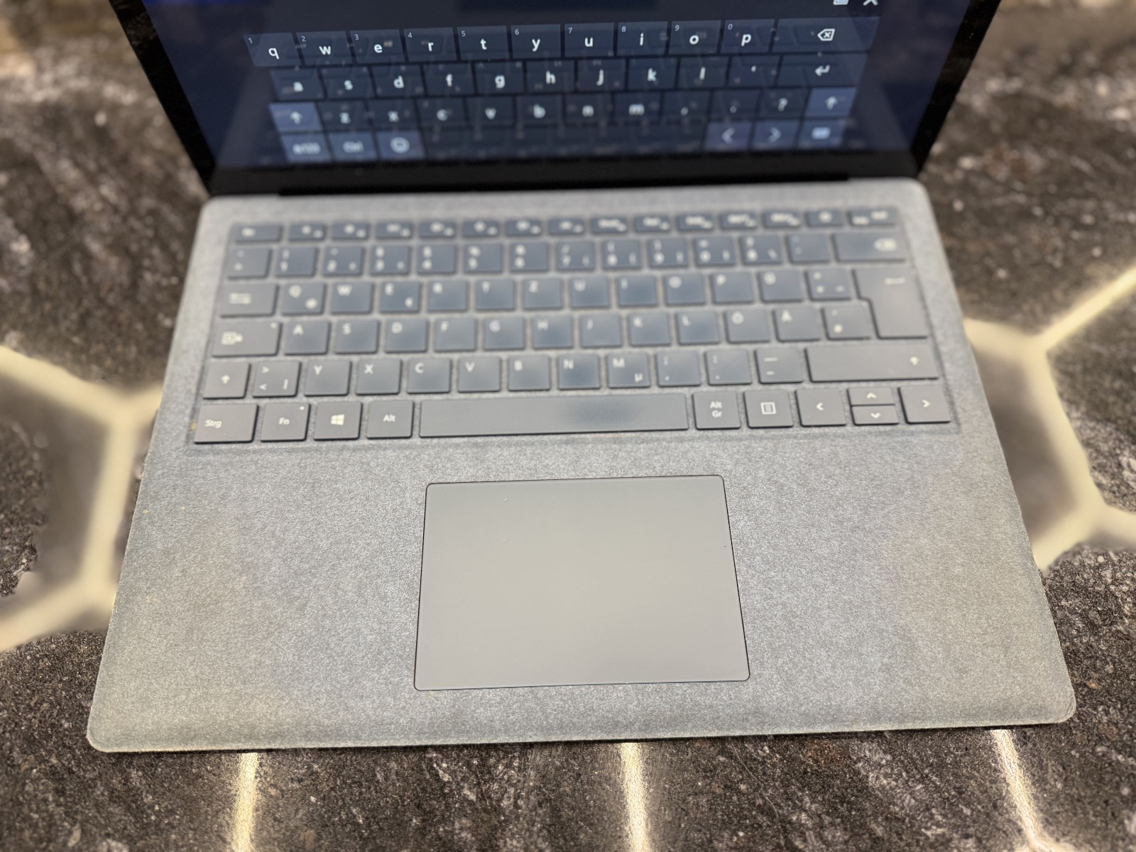 Microsoft Surface Laptop Touch 13.5" (Сенсорный) — фото 4