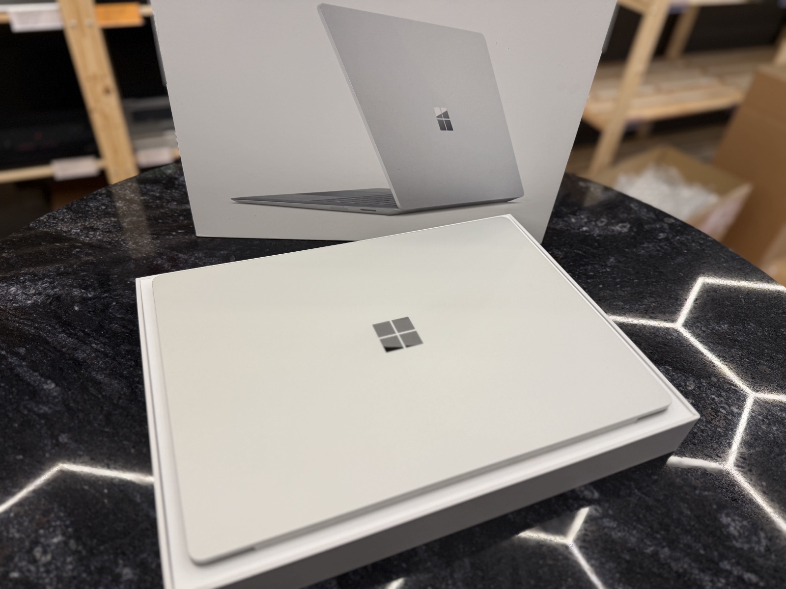 Microsoft Surface Laptop Touch 13.5" (Сенсорный) — фото 7