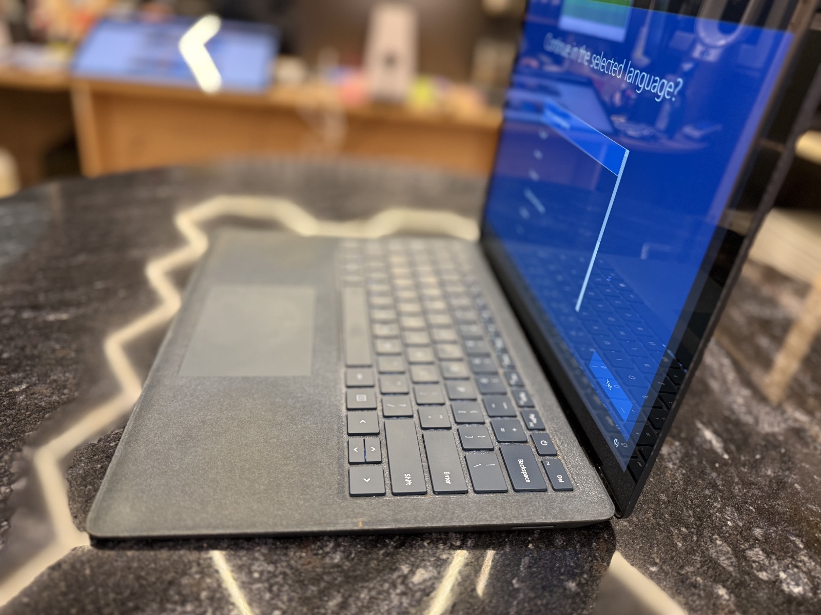 Microsoft Surface Laptop Touch 13.5" (Сенсорный) — фото 2