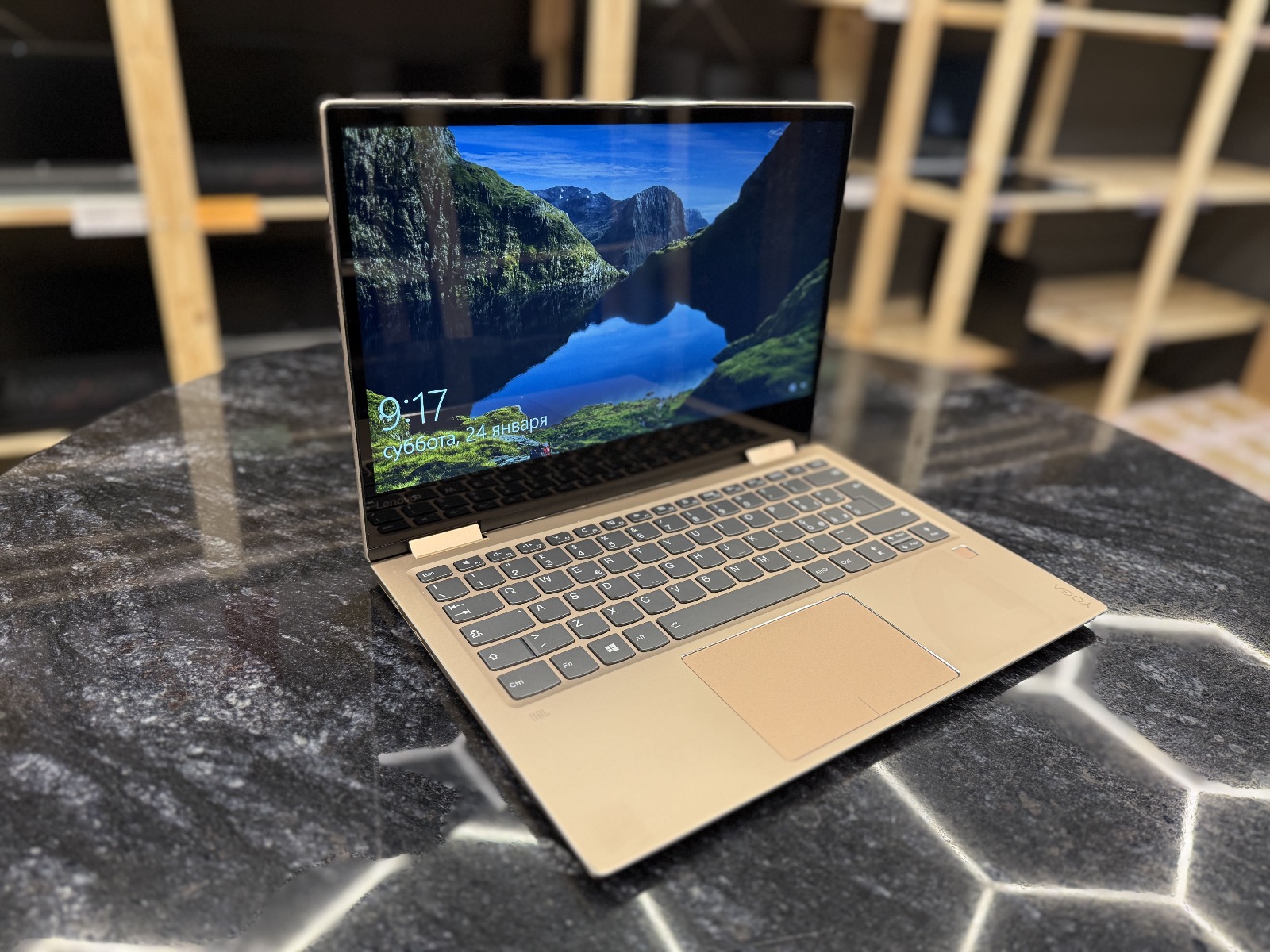 Lenovo Yoga 720-13IKB 13.3 Сенсорный