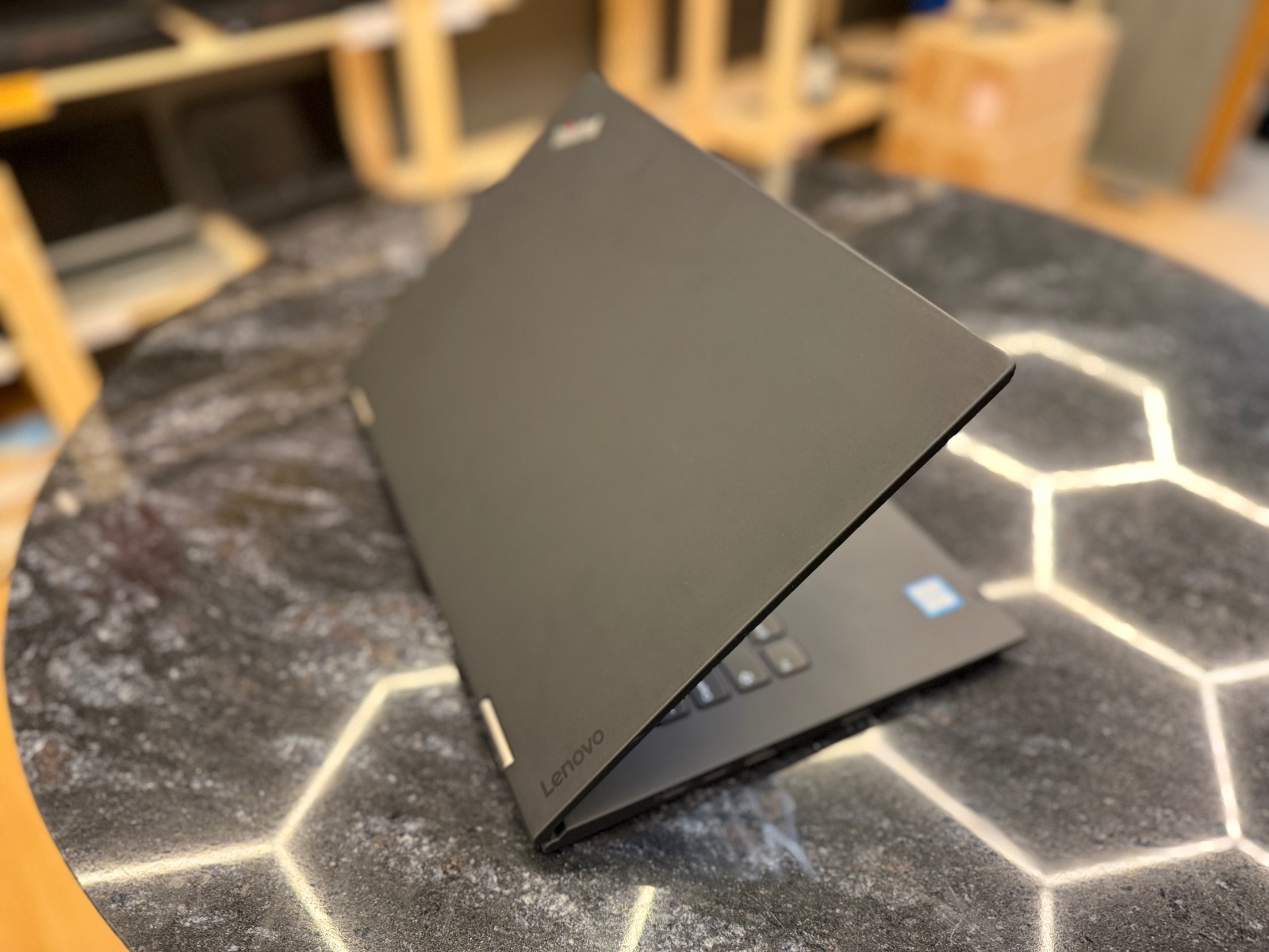 Lenovo ThinkPad X1 Yoga Gen 2 Сенсорный 14" — фото 7