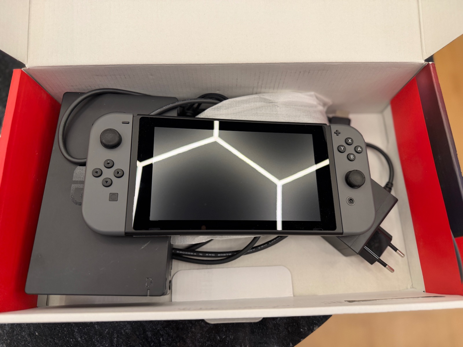 Nintendo Switch V2 Console Black — фото 1