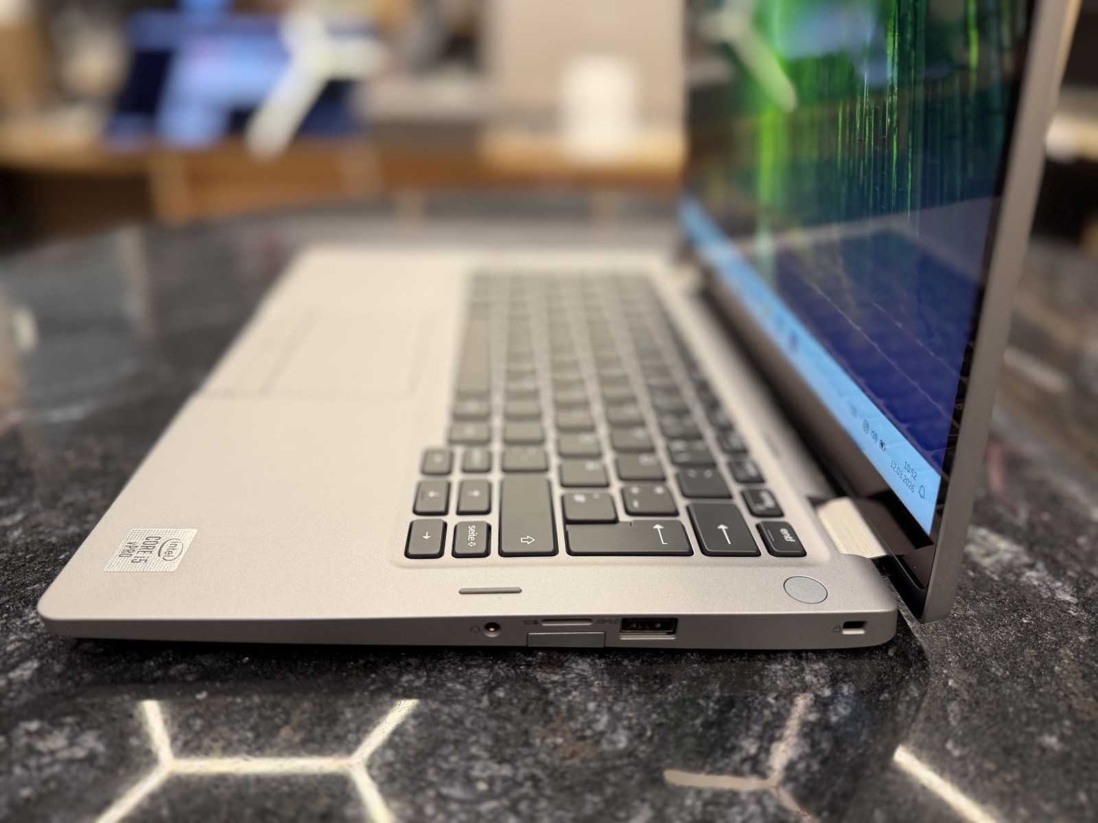 Dell Latitude 5310 2 in 1 13.3" Сенсорный Трансформер  — фото 6