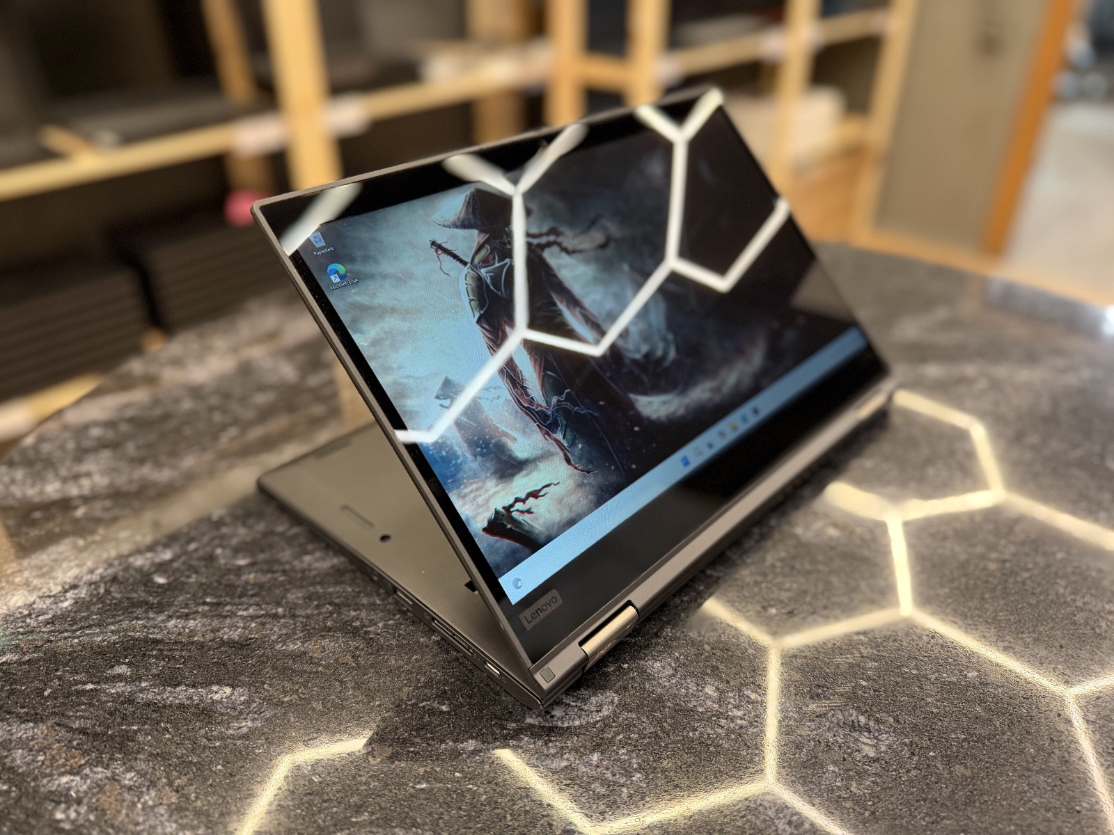 Lenovo ThinkPad X390 Yoga 13.3" Сенсорный Трансформер  — фото 2