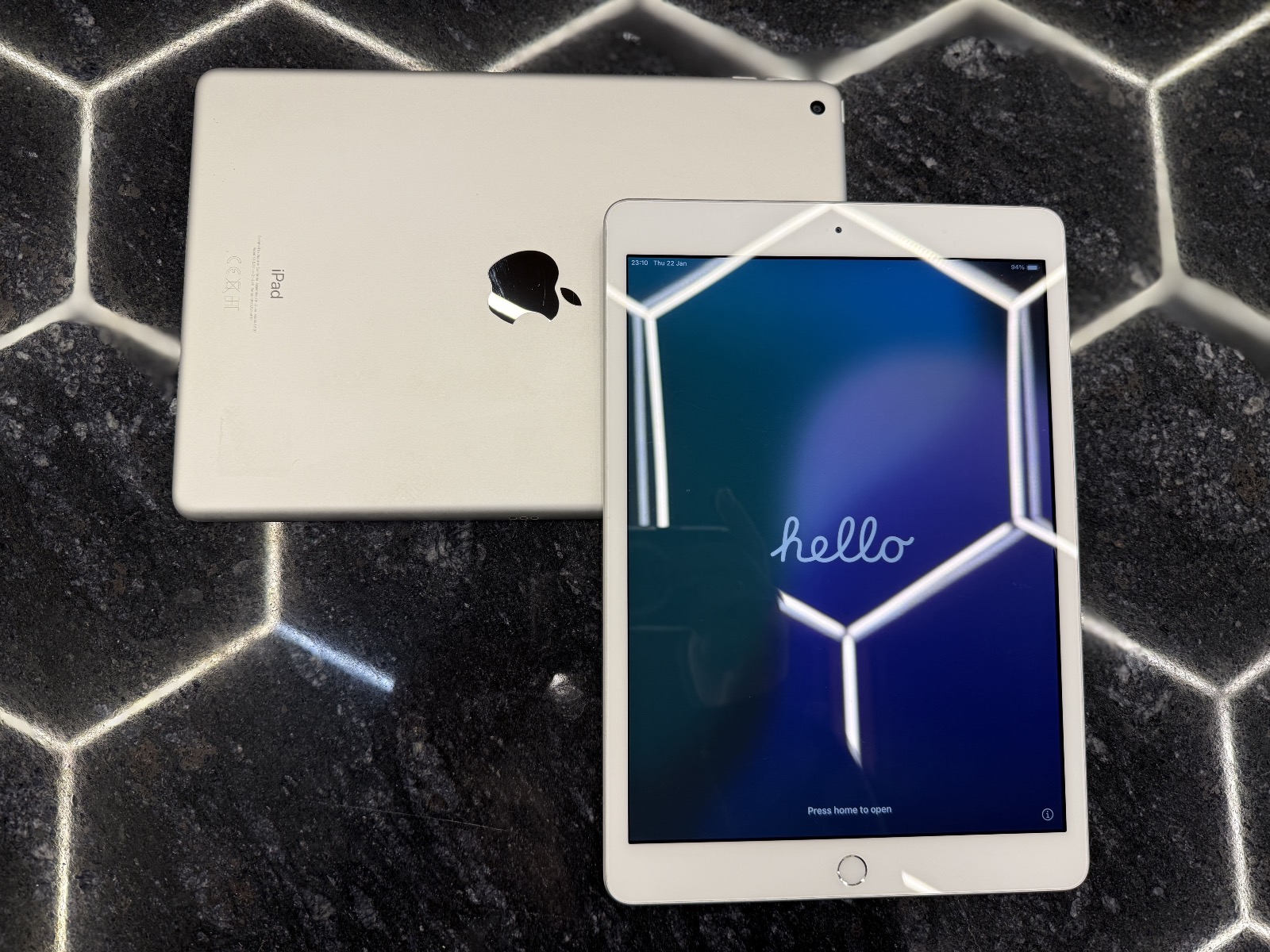Apple iPad 8th Gen 32GB(Silver)(2020)