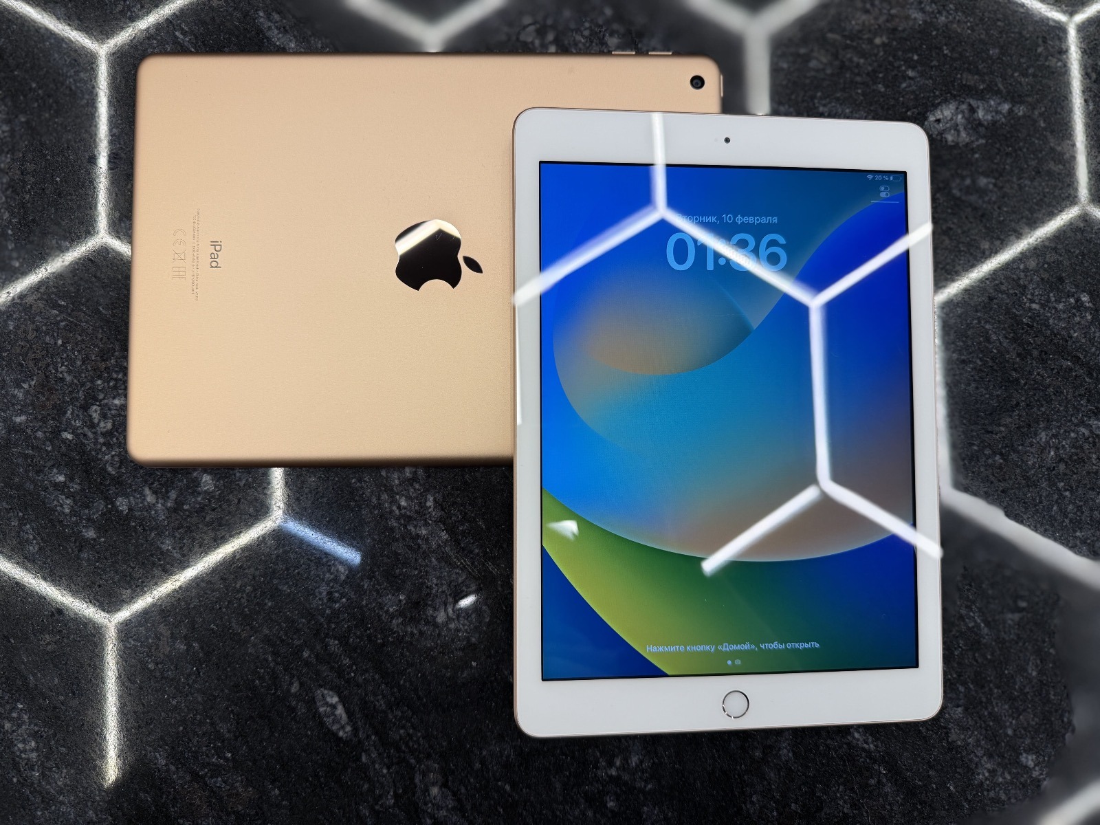iPad 8th Gen 128GB(Gold)2020