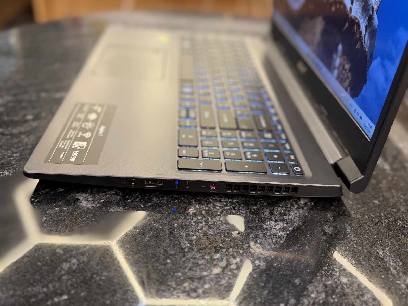 Acer Aspire 7 — фото 3