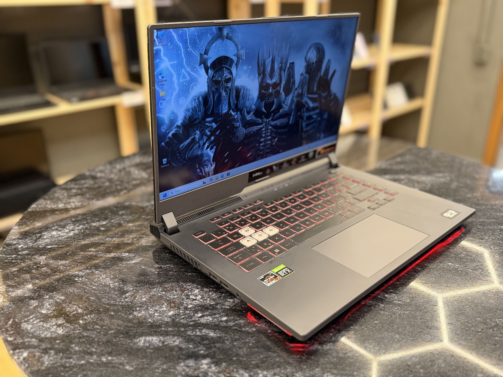 Asus ROG STRIX G513IM